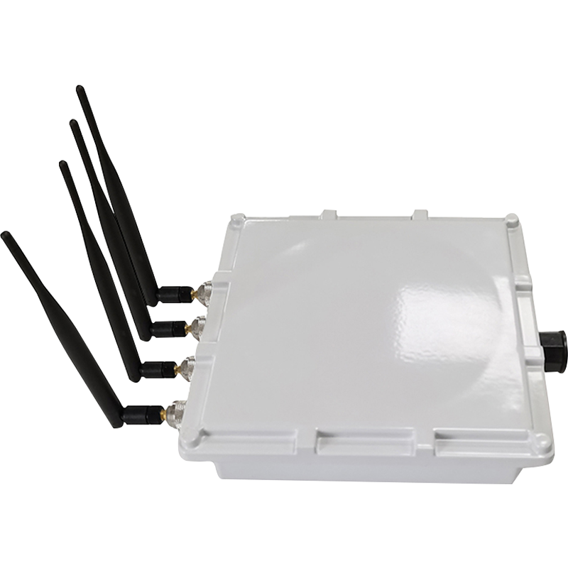 集中管理器，LoRa Wireless Gateway to manage over 200 Endpoints
--管理10个以上第二级区域管理器
--无线网关管理200个以上设备端口
--支持Daylight Harvesting日照传感器和微波传感器
--支持各种场景设置及场景开关面板
--支持自获能开关
--支持开环和闭环等照明控制策略
--支持系统备份和恢复
--支持每个设备节点的配置备份和恢复
--支持耗电量收集及按时间统计和数据下载
--支持现场布局图上传
--支持传感器热图
--支持LoRa和Zigbee多协议